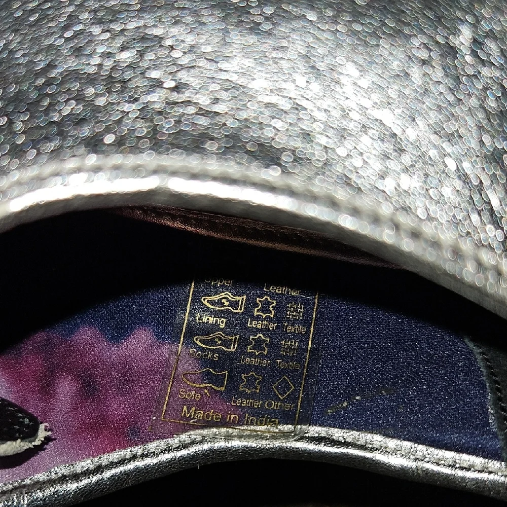 Ted Baker Silver Oxford Shoes with Pink Laces - Picture 8 of 11